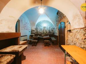 Prodej historického objektu, Mikulov, Na Jámě, 361 m2