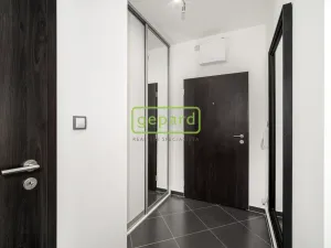 Pronájem bytu 3+kk, Praha, Honzíkova, 86 m2