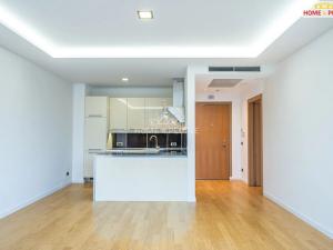 Prodej bytu 2+kk, Praha - Podolí, Jeremenkova, 62 m2