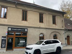 Pronájem obchodního prostoru, Průhonice, Hlavní, 59 m2