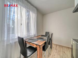 Prodej bytu 2+1, Lošany, 51 m2