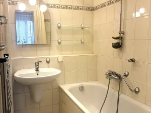 Prodej bytu 3+1, Praha - Břevnov, Bělohorská, 95 m2