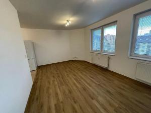 Pronájem bytu 1+kk, Pardubice, Dubinská, 40 m2