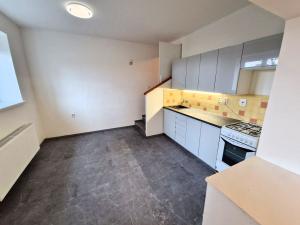 Pronájem bytu 3+1, Liberec - Liberec I-Staré Město, Durychova, 81 m2