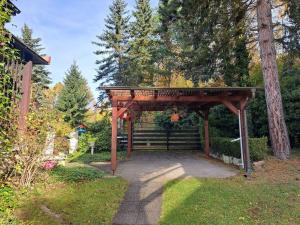 Prodej rodinného domu, Nové Strašecí, Nádražní, 350 m2