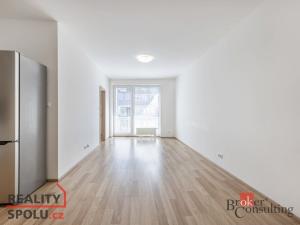 Pronájem bytu 2+kk, Brno - Zábrdovice, Přadlácká, 56 m2