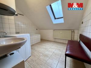 Pronájem bytu 3+1, Blatná, B. Němcové, 70 m2