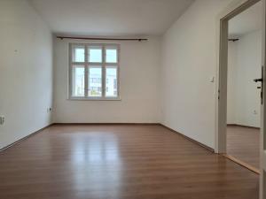 Pronájem bytu 2+1, Dobruška, Šubertovo nám., 70 m2