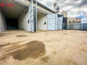 Pronájem garáže, Praha - Vinoř, Rosická, 69 m2