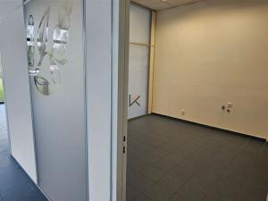 Pronájem obchodního prostoru, Praha - Horní Počernice, Sezemická, 312 m2