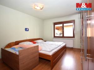 Prodej výrobních prostor, Spálov, 1200 m2