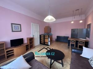 Pronájem bytu 2+kk, Kroměříž, Riegrovo náměstí, 70 m2