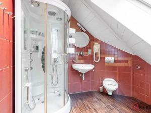 Pronájem bytu 3+1, Praha - Smíchov, Radlická, 134 m2