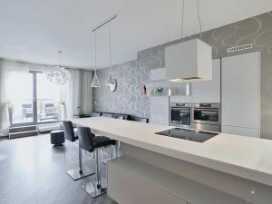 Pronájem bytu 3+kk, Praha - Vinohrady, Korunní, 93 m2