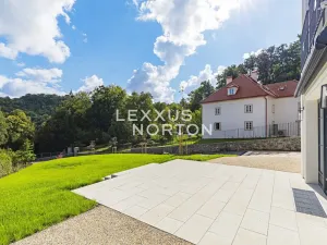 Pronájem vily, Praha - Dejvice, V Šáreckém údolí, 253 m2