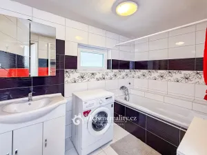 Prodej rodinného domu, Znojmo, Riegrova, 240 m2