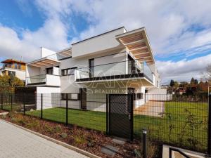 Pronájem bytu 2+kk, Praha - Troja, Pod Hrachovkou, 55 m2