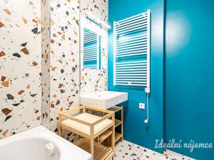 Pronájem bytu 1+kk, Praha - Záběhlice, Za návsí, 26 m2