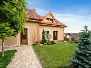 Prodej rodinného domu, Libčany, 280 m2