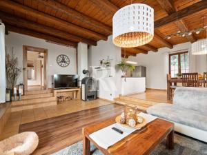 Prodej rodinného domu, Libčany, 280 m2