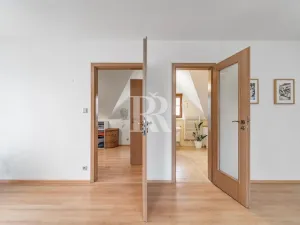 Prodej rodinného domu, Libčany, 280 m2