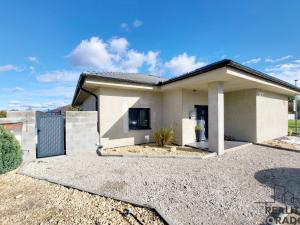 Prodej rodinného domu, Hrádek, 165 m2