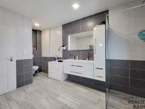 Prodej rodinného domu, Hrádek, 165 m2