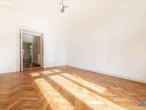 Pronájem bytu 2+1, Praha - Vinohrady, U Havlíčkových sadů, 90 m2