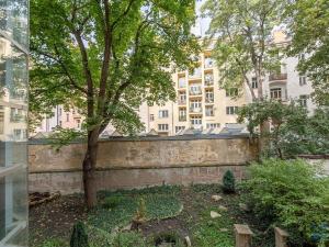 Pronájem bytu 2+1, Praha - Vinohrady, U Havlíčkových sadů, 90 m2