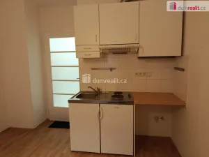 Pronájem bytu 1+kk, Praha - Strašnice, V předpolí, 25 m2