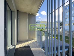 Pronájem bytu 1+kk, Praha - Libeň, Novovysočanská, 28 m2