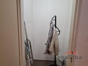 Pronájem bytu 1+1, Opava, Bílovecká, 38 m2