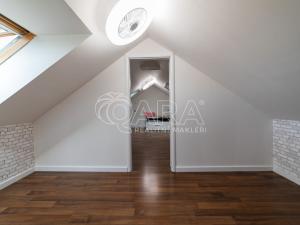 Prodej bytu 5+kk, Holubice, Za Dvorem, 117 m2