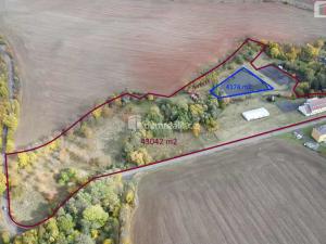 Prodej ubytování, Valeč - Kostrčany, 43069 m2