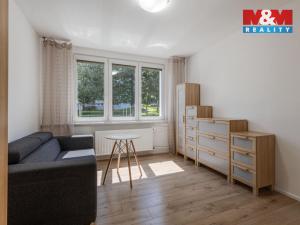 Prodej bytu 3+1, Klatovy - Klatovy III, Pod Hůrkou, 66 m2