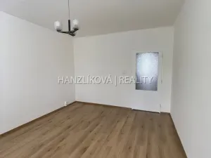 Pronájem bytu 2+1, České Budějovice - České Budějovice 3, Plzeňská, 50 m2