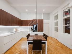 Prodej bytu 3+1, Praha - Nové Město, Soukenická, 107 m2