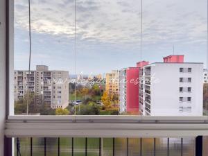 Pronájem bytu 3+1, Praha - Troja, Svídnická, 68 m2