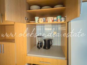 Pronájem bytu 3+1, Praha - Troja, Svídnická, 68 m2