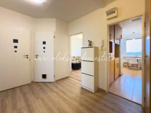 Pronájem bytu 3+1, Praha - Troja, Svídnická, 68 m2