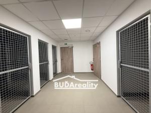 Pronájem bytu 1+kk, Otrokovice, tř. Osvobození, 32 m2