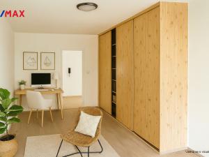 Pronájem rodinného domu, Slaný - Blahotice, 200 m2