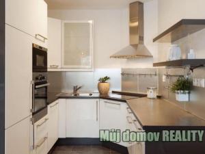 Pronájem bytu 2+kk, Praha - Malešice, Malešická, 54 m2