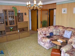 Prodej rodinného domu, Strážné, 108 m2