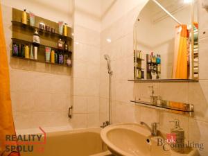 Prodej bytu 2+1, Hradec Králové - Pražské Předměstí, Gočárova třída, 68 m2