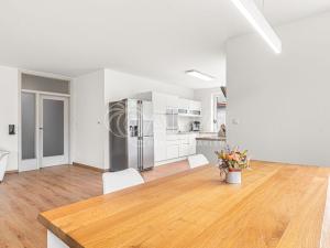 Prodej rodinného domu, Postřižín, Jelení, 169 m2