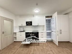 Pronájem bytu 2+kk, Zlín, Lorencova, 40 m2
