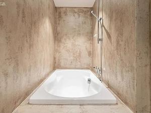 Prodej atypického bytu, Praha - Smíchov, Holečkova, 182 m2