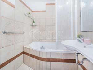 Prodej bytu 3+1, Praha - Chodov, Bachova, 72 m2