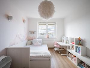 Pronájem bytu 3+kk, Praha - Řeporyje, Kakosova, 100 m2